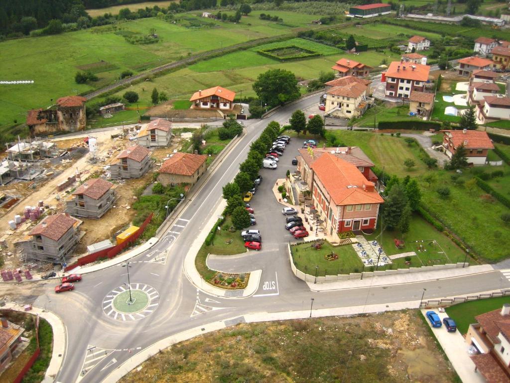 Hotel Erreka Güeñes Exteriör bild